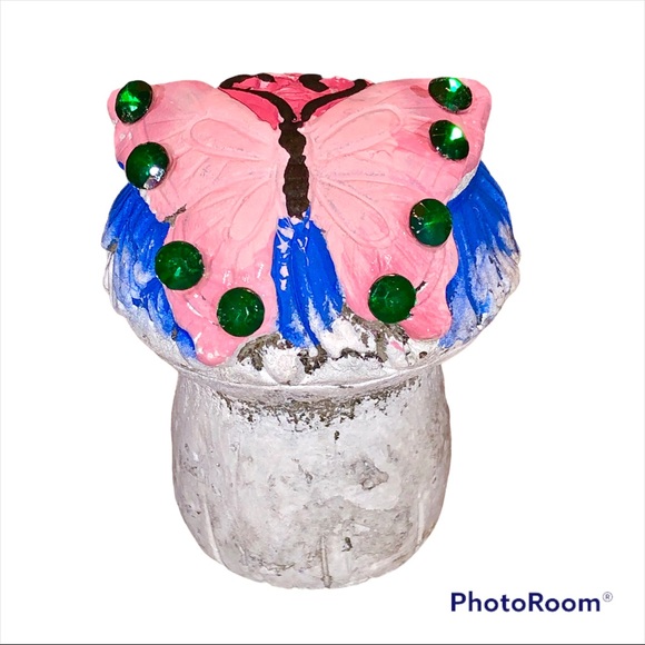 🦋 BUTTERFLY MUSHROOM FIGURINE 🦋 - Picture 4 of 12